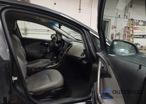 2017 Buick Verano Sport Touring z USA, uszkodzony, nr VIN 1G4PR5SK1H4119644